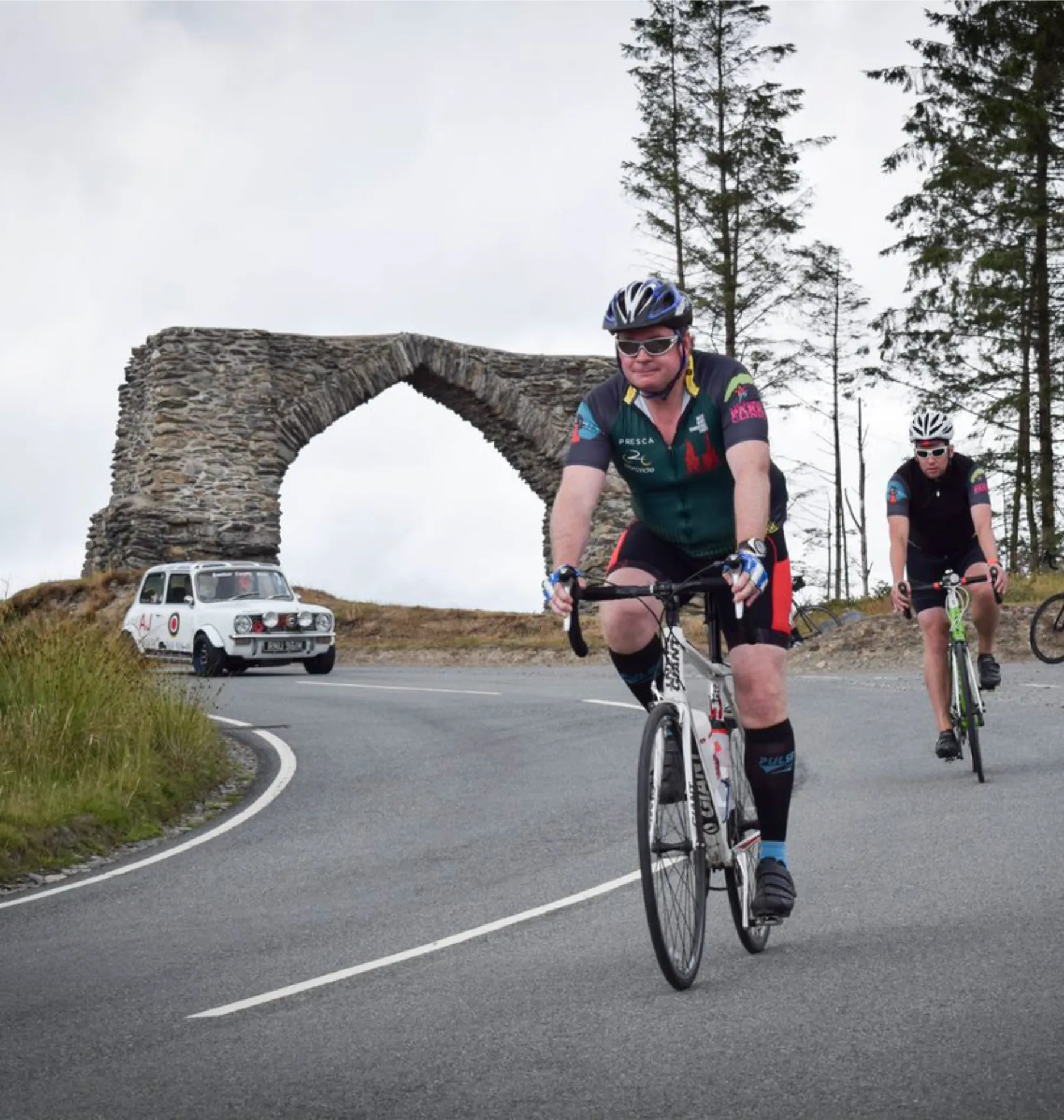 Another happy cataract patient with Dan