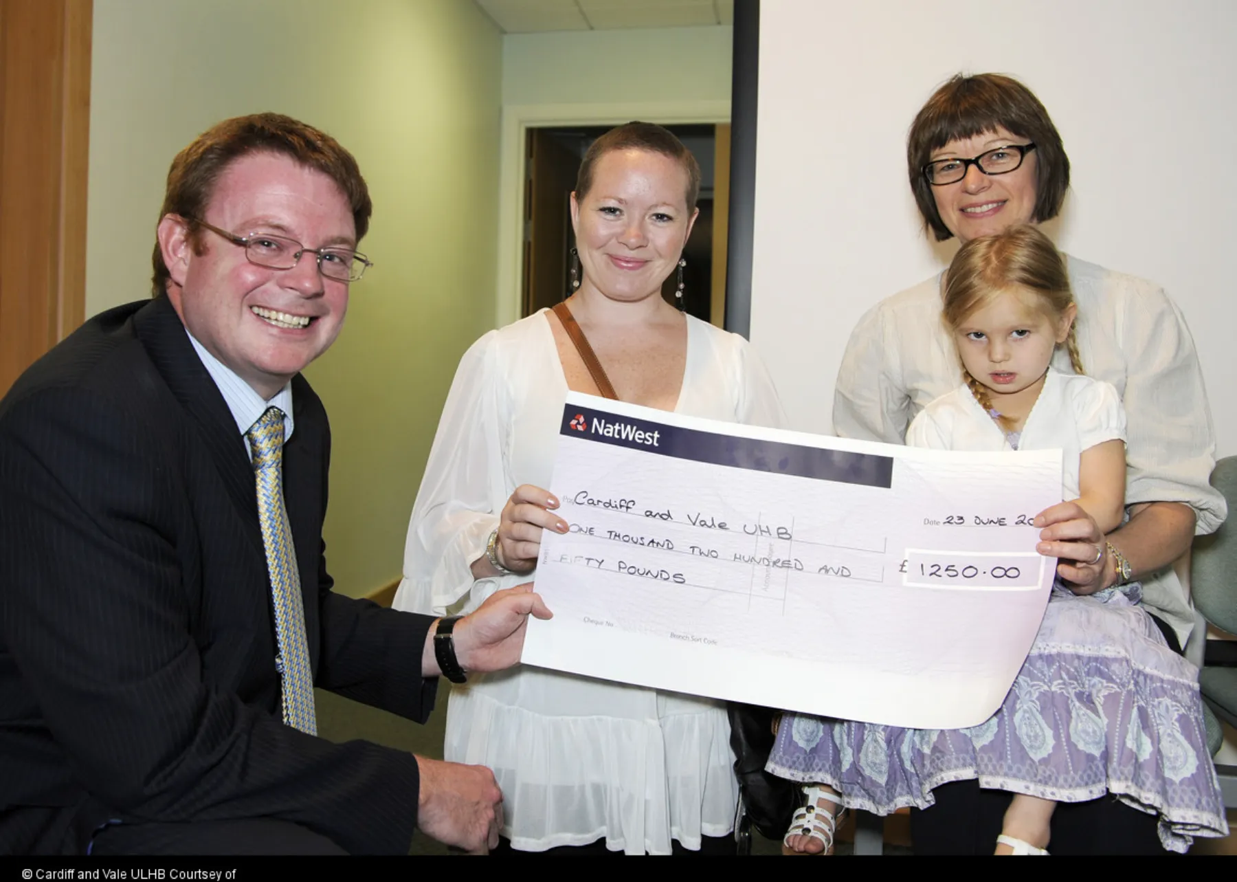 Another happy cataract patient with Dan